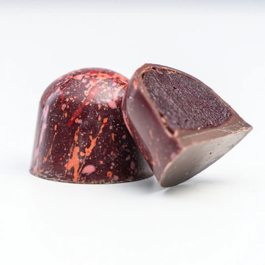 schwarze johannisbeere- vegane pralinen - eli pralinen